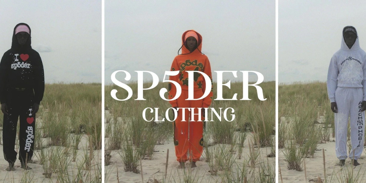 Comfort in Motion: My Experience With Sp5der and the Iconic Sp5der Sweatpants